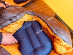 Exped Versa Pillow -Magasin discount de camping en plein air oreiller exped versa pillow 04