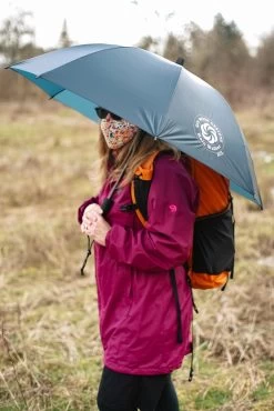 Six Moon Designs Rain Walker SUL Umbrella -Magasin discount de camping en plein air parapluie six moon designs rain walker sul umbrella 04