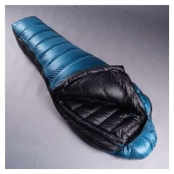 Cumulus Teneqa 700 -Magasin discount de camping en plein air sac de couche cumulus teneqa 700 03